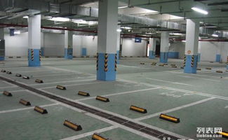 專業(yè)視角下的停車場標(biāo)線施工、配套設(shè)施與設(shè)備管理